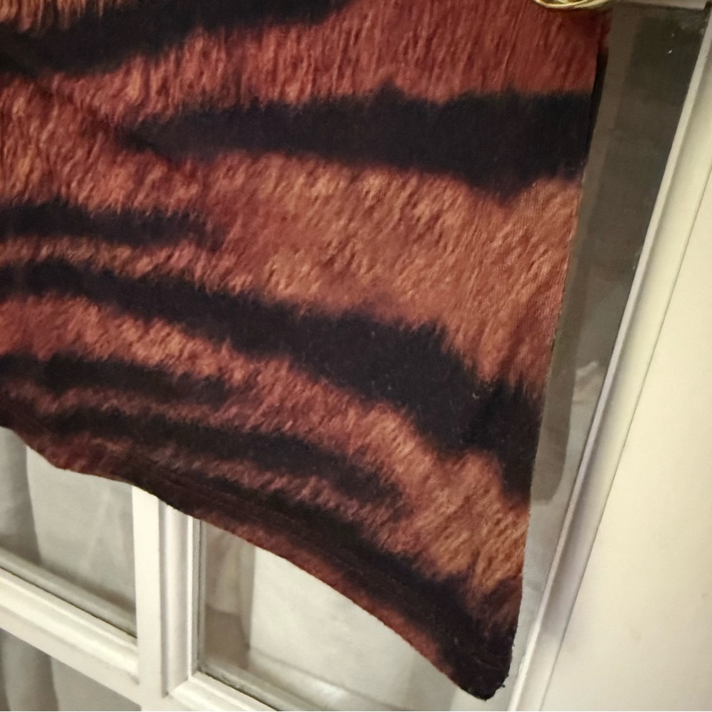 The Kooples Brown Black Tiger Graphic U-Neck T-Shirt 🐅 MEDIUM Top Tee - Picture 7 of 11